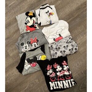 Lot Of 7 Disney Mickey & Minnie Mouse Women’s Shirts Size XL Tops Bulk Bundle